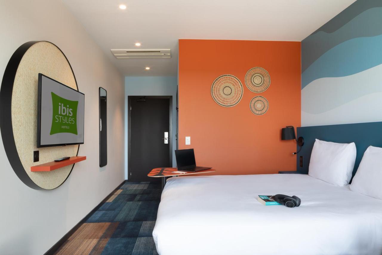 Ibis Styles Miramas Hotel Exterior foto