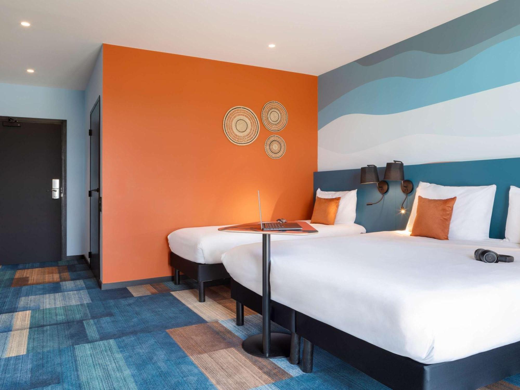 Ibis Styles Miramas Hotel Exterior foto